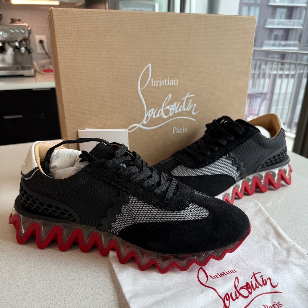 Christian Louboutin - LOUBISHARK FLAT - BRAND NEW